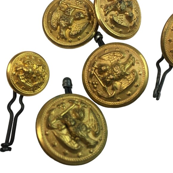 Waterbury Military Uniform Brass Buttons WWII Era Lot 8 Pieces Vintage u - Picture 3 of 8